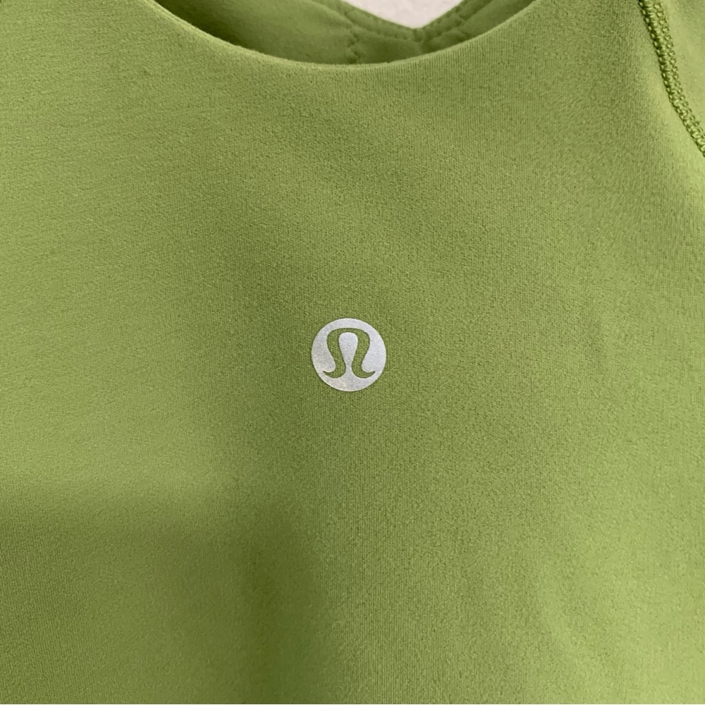 Lululemon Align Sports bra, tank top, v-neck, gym yoga workout running - Picture 3 of 4